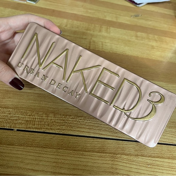 Urban Decay Other - Urban Decay | Naked 3 Eyeshadow Palette